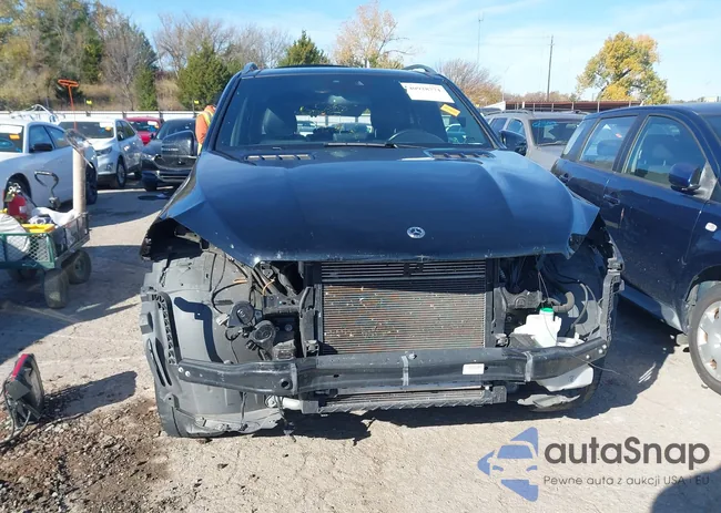 4JGDA5JB0HA930946: 40928771