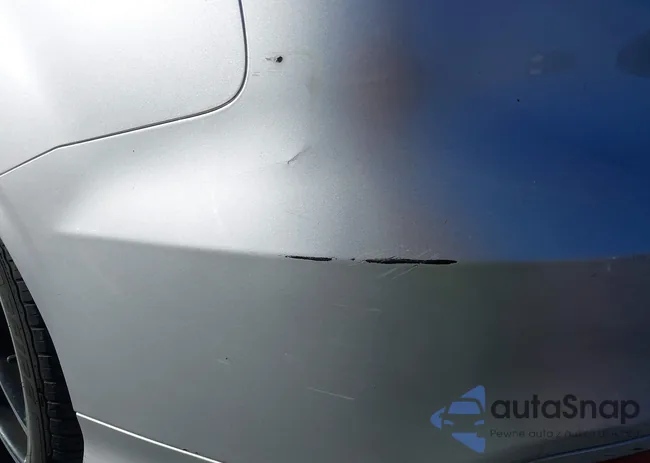 1FADP3FE7FL348733: 40929225