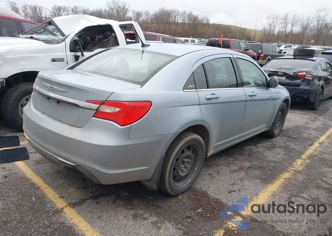 1C3CCBAB3CN150454: 40929765