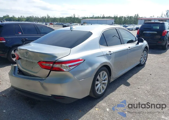 4T1B11HKXKU732371: 40930984