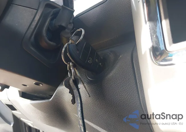 1D3HB13T49S736019: 40930668