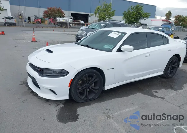 2C3CDXCT8MH547555: 40932154