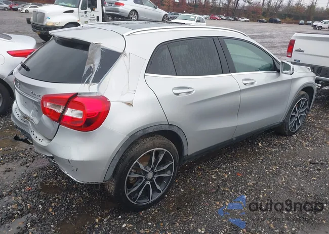 WDCTG4GB6GJ235962: 40932185