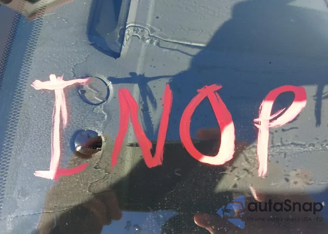 4T1BE32K83U256888: 40932862