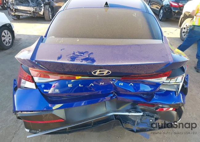 KMHLS4DG0RU704237: 40933945