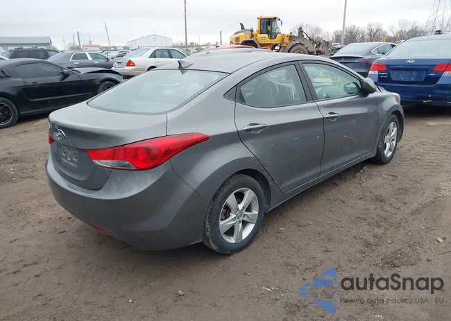 5NPDH4AE4CH069664: 40933512