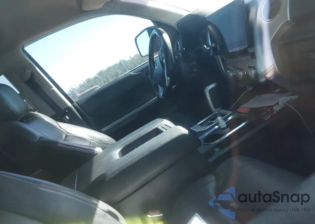 5TFEW5F12GX207573: 40935220