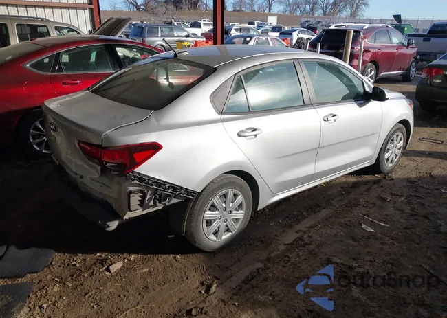 3KPA24AD3ME414166: 40934402