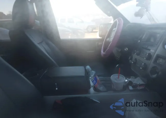 1FMJU1JT0GEF33482: 40935929