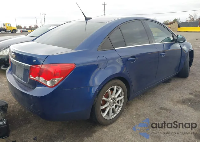 1G1PF5SC4C7296582: 40935514