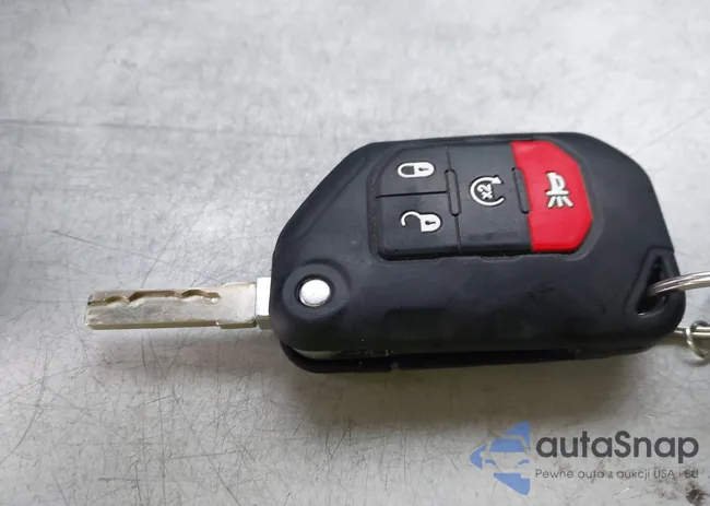 1C4JJXP6XNW162999: 40938095