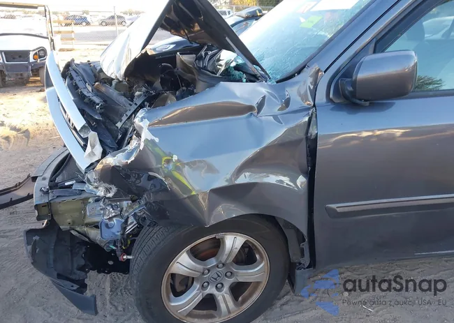 5FNYF3H46EB024208: 40940586