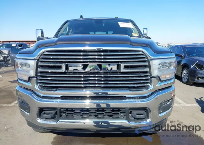 3C6UR5FL4NG325945: 40941949