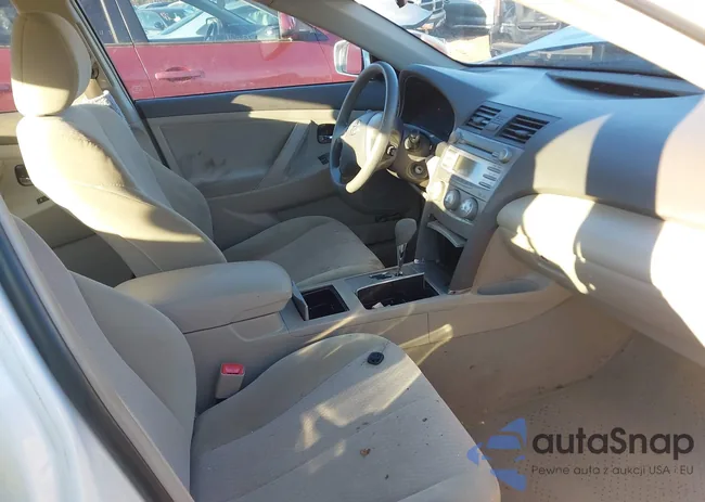 4T1BF3EK0BU581297: 40942796