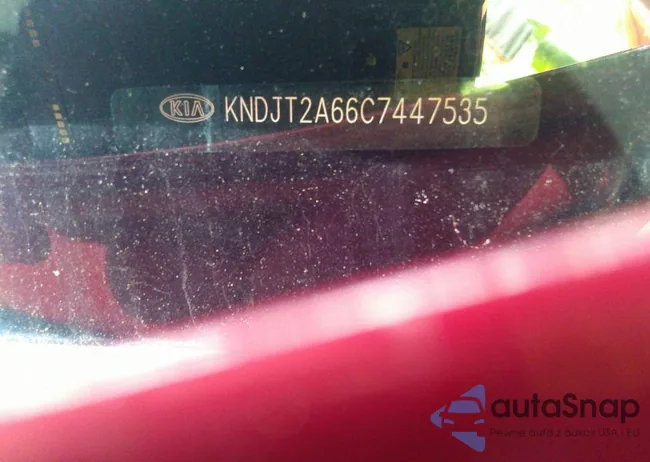 KNDJT2A66C7447535: 40944644