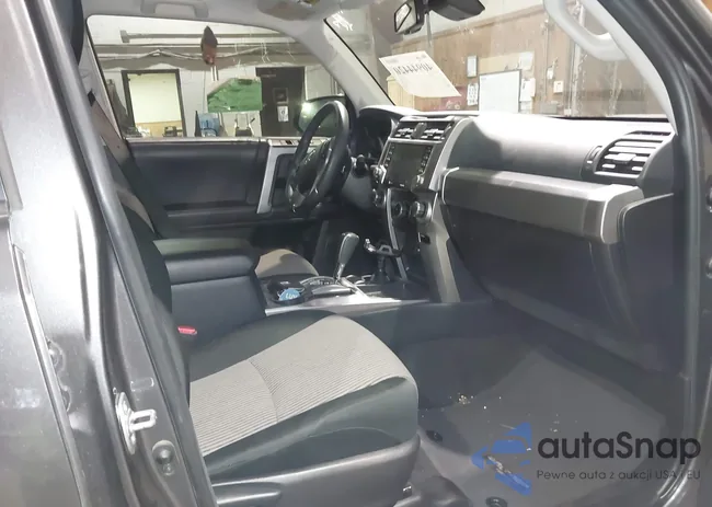 JTEEU5JR3N5277526: 40944420