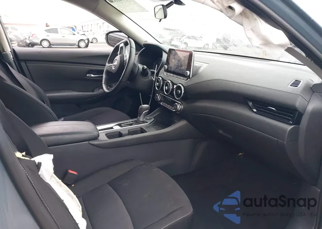 3N1AB8CVXRY322848: 40946880