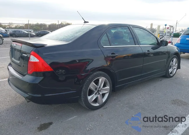 3FAHP0KCXCR181253: 40946316