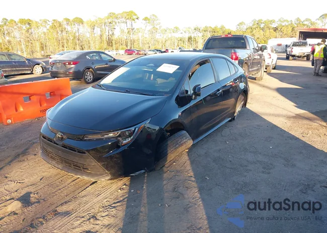 5YFB4MDE7RP124702: 40948717