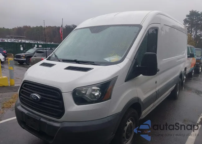 1FTNR2CM7FKA09832: 40948236