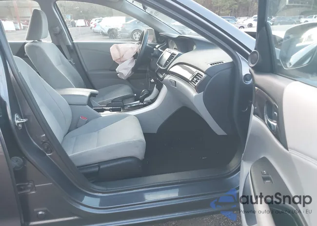 1HGCR2F70GA126562: 40949524