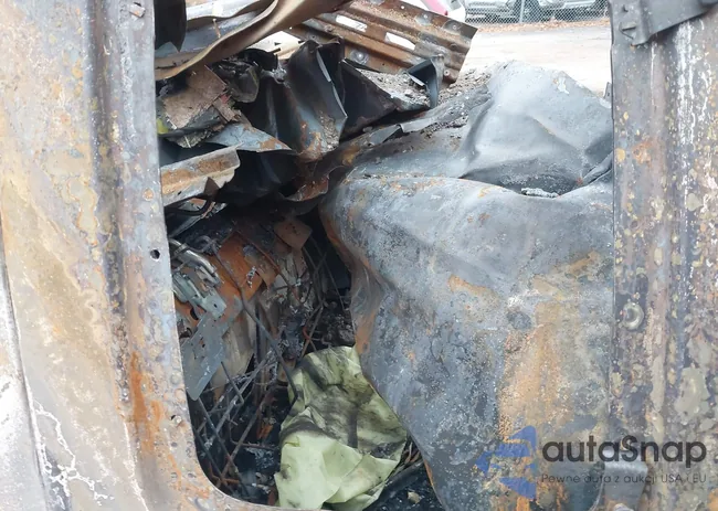 1FT7X2B69FEB66469: 40950269