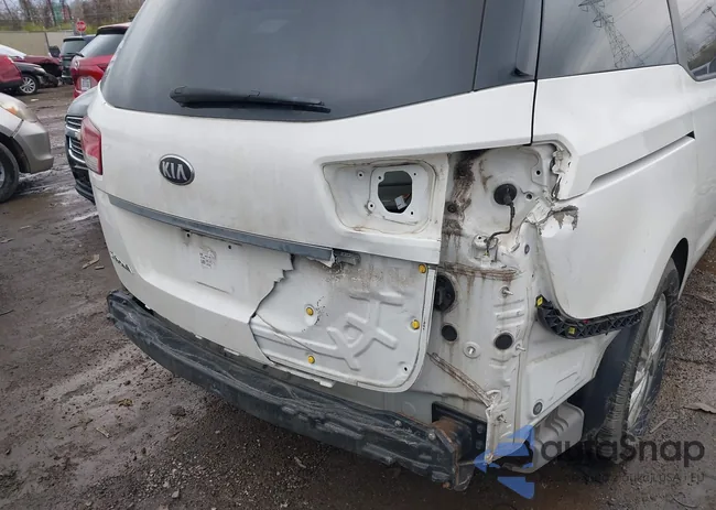 KNDMB5C10G6090139: 40951425