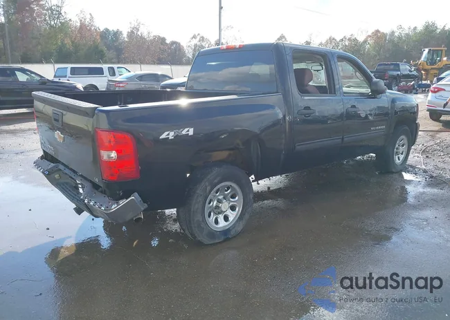 3GCPKREAXBG370367: 40953312