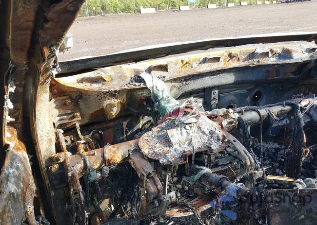 5NPEB4ACXEH898083: 40955808