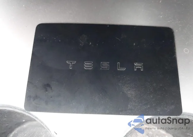 5YJ3E1EA4JF015853: 40955213