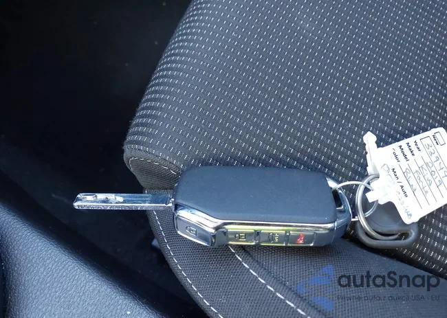 3KPF24AD6KE059724: 40959086