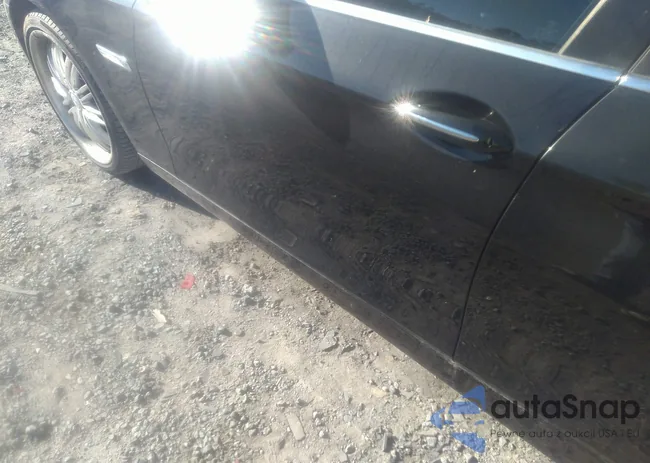 WBAXG5C52CDX03334: 40960217