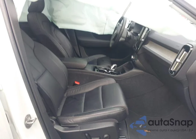 YV4L12UA6P2057484: 40963901