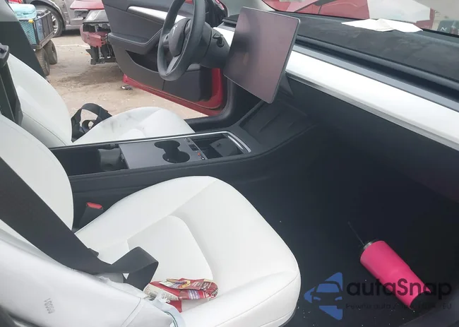 5YJ3E1EC8PF431818: 40967520