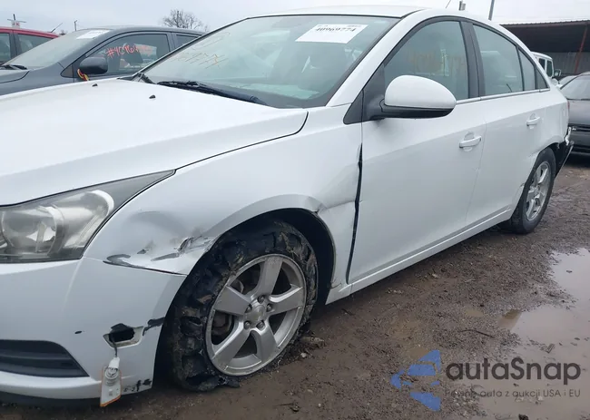 1G1PC5SB1E7202855: 40969774