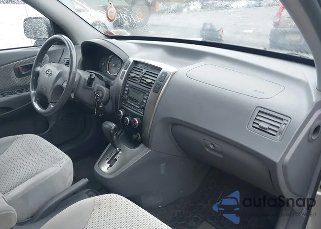 KM8JN12D65U085983: 40971211