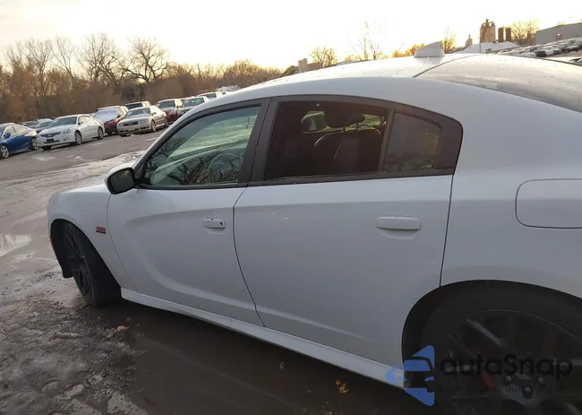 2C3CDXGJXHH556966: 40972341