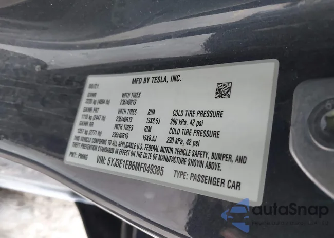 5YJ3E1EB6MF049385: 40972440