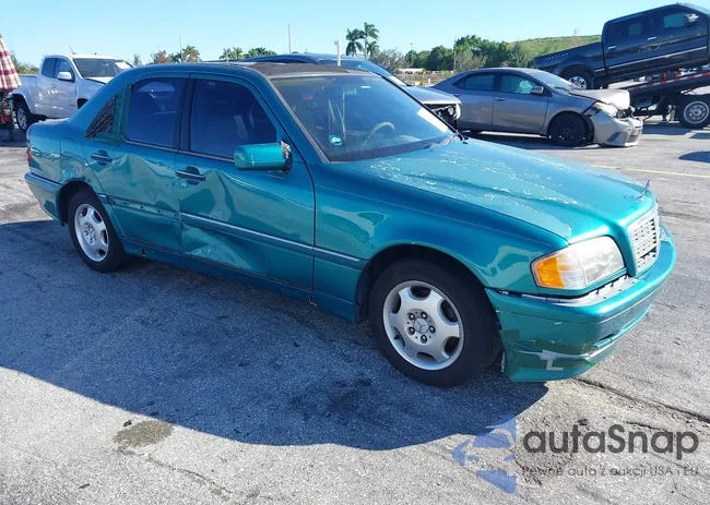 WDBHA23G5WA569920: 40973604