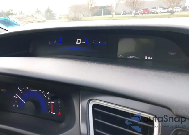 2HGFB2F84EH533874: 40973352