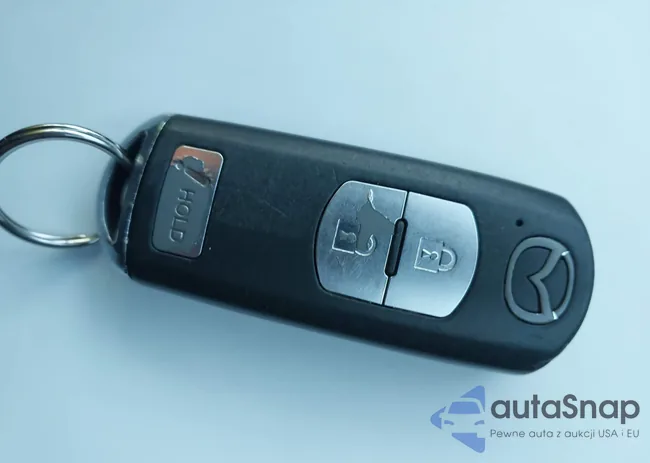 JM3KE4CY1F0506729: 40976096