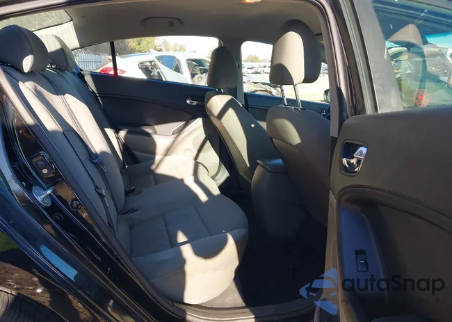 KNAFK4A65E5171932: 40976672