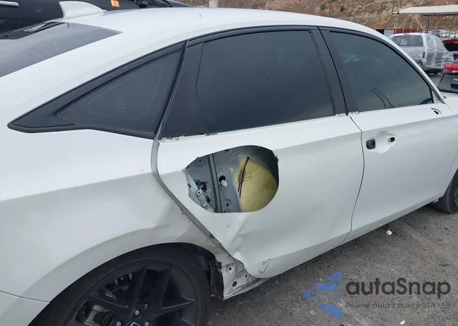 2HGFE2F5XPH526976: 40976224