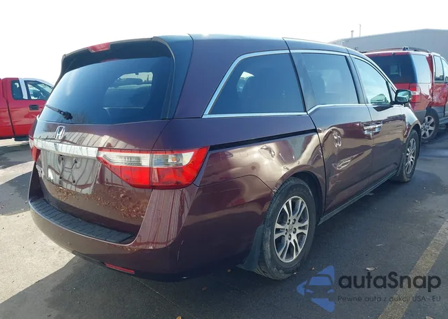 5FNRL5H67BB024272: 40978897