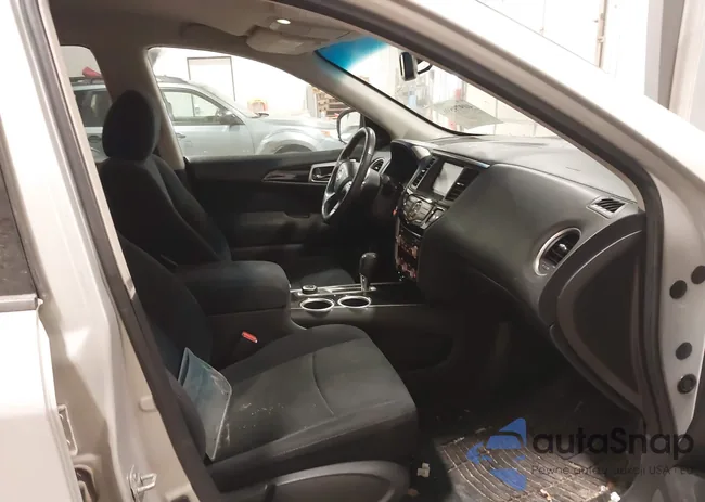 5N1AR2MM6GC656825: 40979596