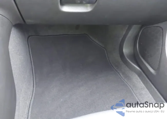 1G1ZC5ST3PF148694: 40979367