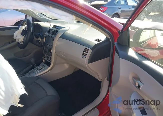 2T1BU4EE2DC076355: 40980609