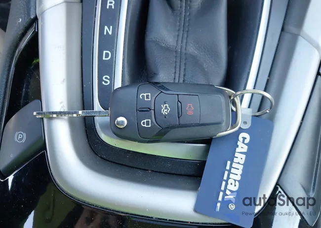 3FA6P0HD3FR178514: 40980540