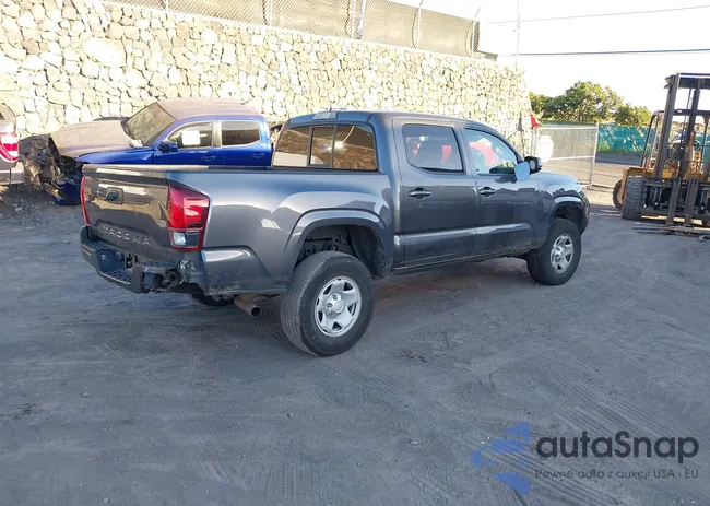 3TYAX5GN3NT061544: 40981361