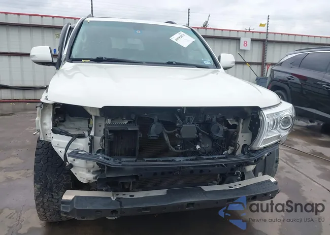 JTMHY7AJ3F4033927: 40982878